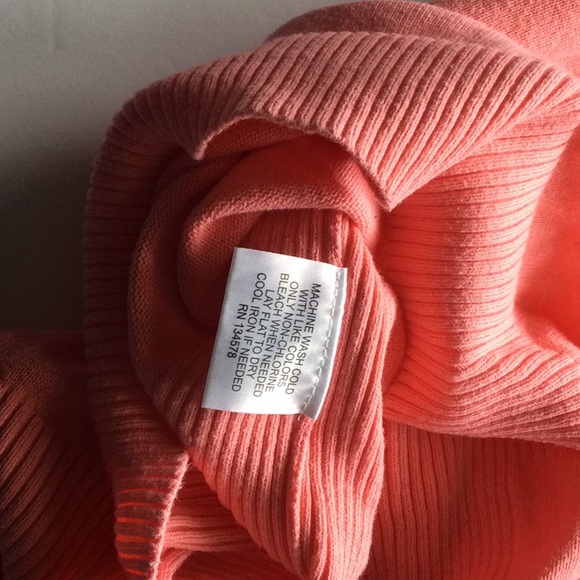 Vineyard Vines Sweatshirt 3/4 zipper Size Medium - Picture 8 of 9